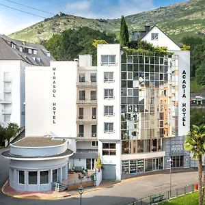 Acadia 3* Lourdes